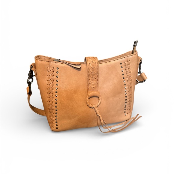 Handbags - Montana West Shoulder Bag